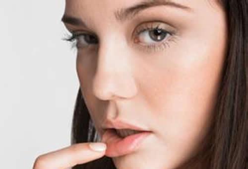 烂嘴角是缺什么维生素（烂嘴角是缺什么维生素B2）