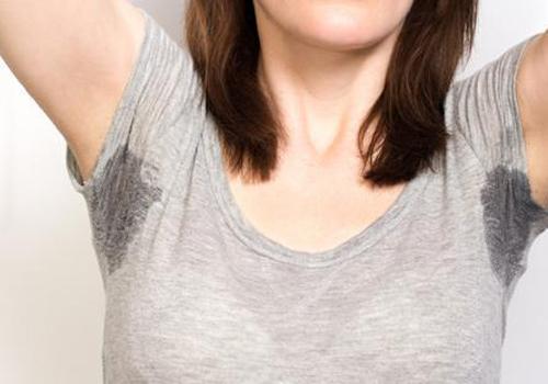 腋下出汗如何止汗（怎么可以减少腋下出汗）