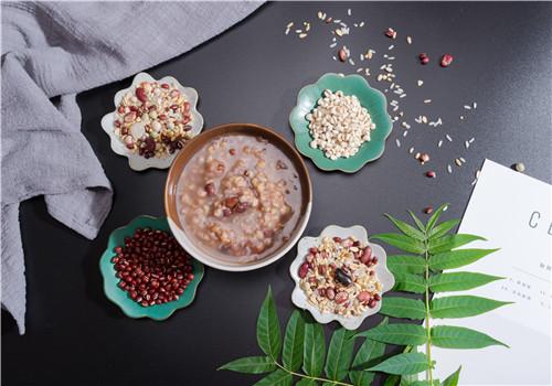 薏米红豆汤什么时候喝最好(红豆薏米汤啥时候喝最好)