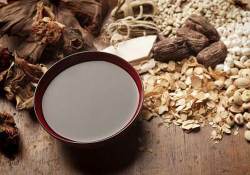 为什么喝中药会拉肚子 为什么喝中药会拉肚子还要喝吗