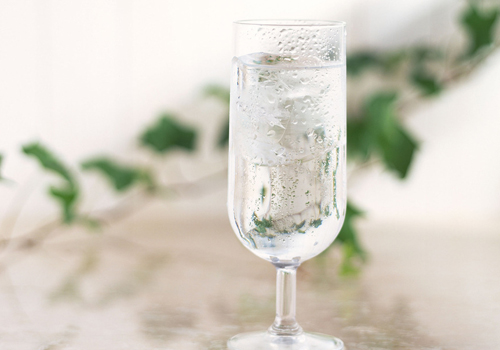 喝冰水肚子疼怎么办 剧烈运动后喝冰水肚子疼怎么办