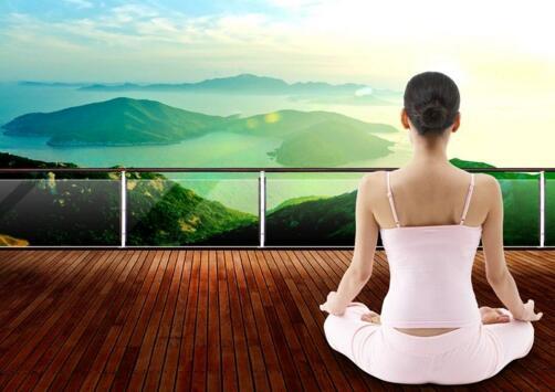 为什么练完瑜伽浑身酸痛（为啥练完瑜伽浑身酸痛）