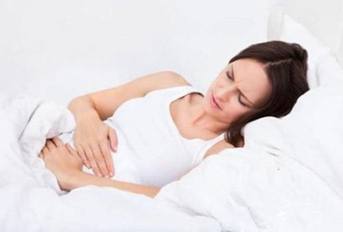 小腹胀痛恶心是怎么回事（小腹胀疼伴有恶心是什么原因）