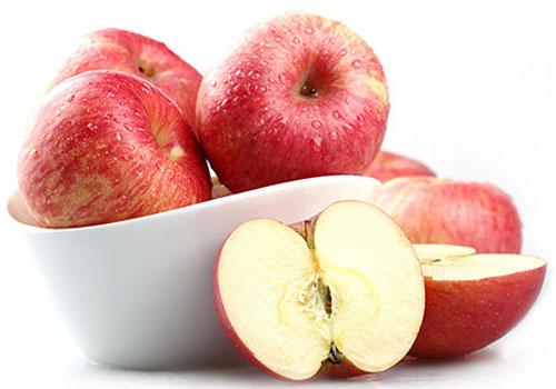 宝宝夏天吃什么水果好（两岁半宝宝夏天吃什么水果好）