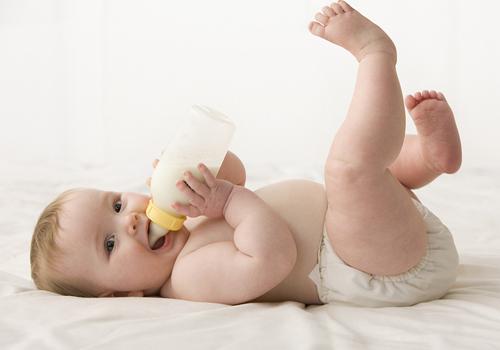 宝宝5天没有大便怎么办 宝宝5天没有大便怎么回事