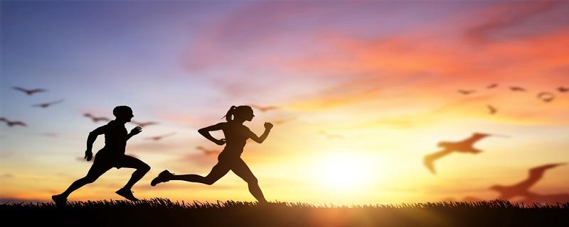晚上八点跑步对身体好吗 晚上八点左右跑步对身体好吗