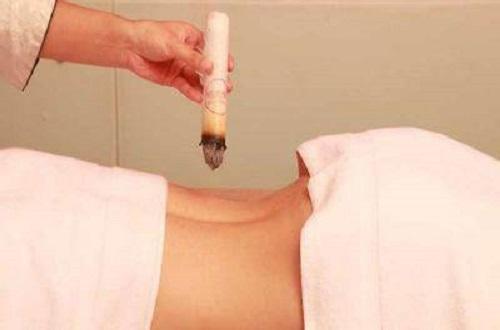 胃疼艾灸哪个部位图（胃疼艾热灸哪个部位图片）