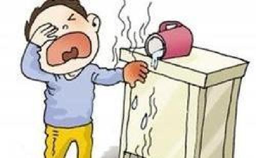 烫伤后怎么处理（烫伤后怎么处理抹什么药）