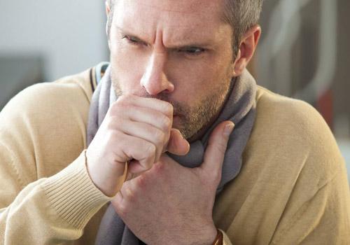 冬天咳嗽吃什么好得快 冬天咳嗽吃什么食物好得最快最有效