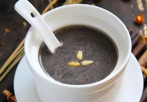 冬季咳嗽吃什么好(冬天咳嗽吃啥)