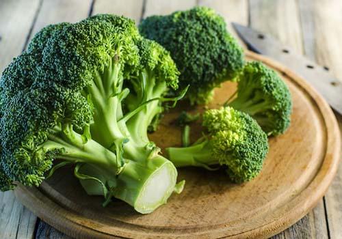 心脑血管病吃什么好（心脑血管病吃什么比较好）