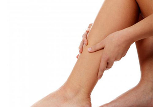 抽筋的原因有哪些（孩子小腿抽筋的原因有哪些）