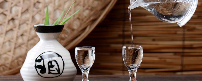 喝酒喝多了想吐怎么办 酒喝多了,想吐怎么办