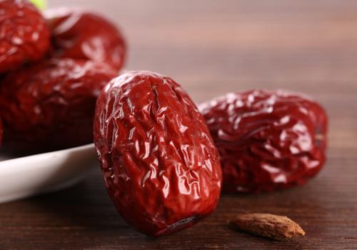 宝宝多大可以吃红枣 宝宝吃红枣有什么好处