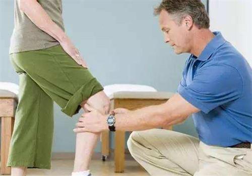 关节疼痛吃啥能缓解(吃什么能缓解关节疼痛)