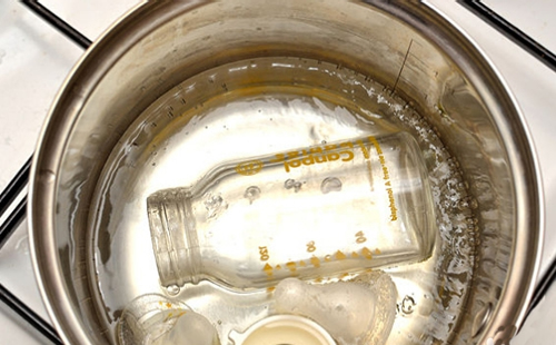 婴儿奶嘴怎么消毒(婴儿奶瓶嘴怎么消毒)