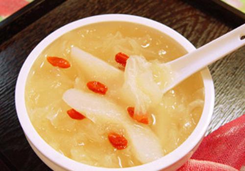 银耳红枣汤流产能喝吗(先兆流产可以喝红枣银耳汤吗)