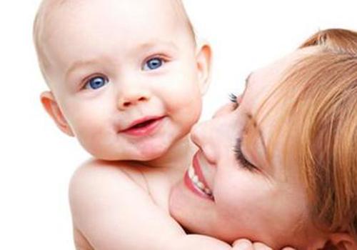 产后月经来的早好还是晚好（产后姨妈来的早好还是晚好）