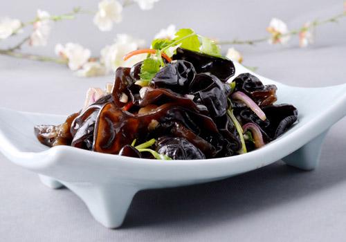 月经期吃什么排毒养颜(大姨妈来了吃啥排毒美容养颜)