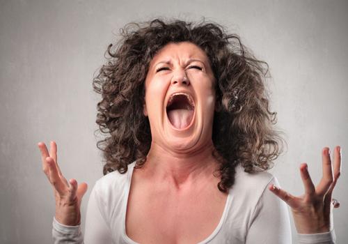 月经不舒服怎么调理 月经身体不舒服怎么办呢用什么方法治疗呢