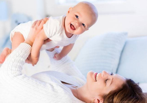 宝宝头发长的快好吗 宝宝头发长得快好吗?