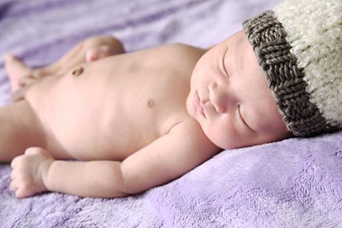 孕妇能用婴儿痱子粉吗（儿童痱子粉孕妇能用吗）