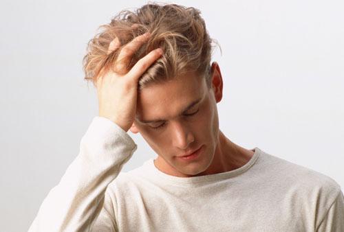 头疼恶心想吐是怎么回事（头疼恶心想吐是怎么回事男生）