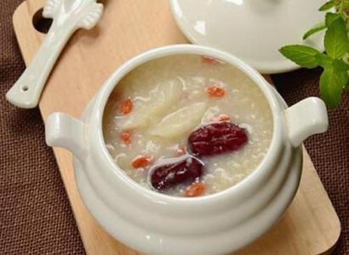 喝什么粥补血最快（补血喝什么粥最好）