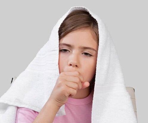 天气冷就咳嗽怎么回事（天冷就咳嗽怎么回事啊）