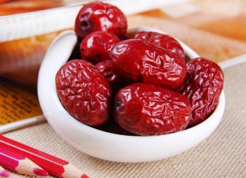 经常熬夜喝什么茶好(经常熬夜喝什么茶好一点)