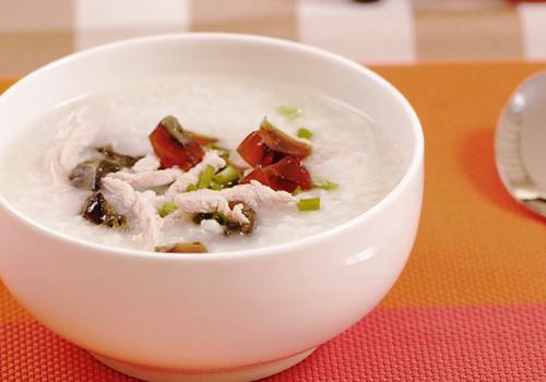 胆汁反流性胃炎吃什么食物(胆汁反流性胃炎吃什么食物可以有帮助)