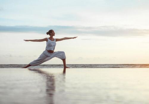 怎么练瑜伽瘦肚子 瑜伽怎样练可以瘦肚子