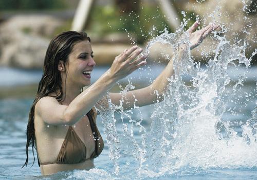 备孕期间可以游泳吗(备孕前可以游泳吗)