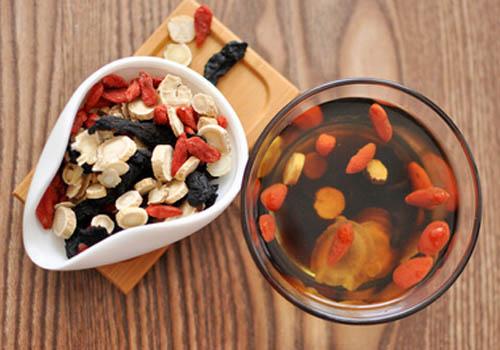 喝什么汤补血效果最好 贫血喝什么汤补血效果最好