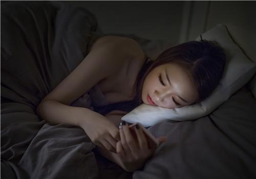 睡前不能做什么 睡前不能做什么事