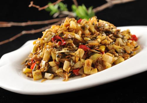 橄榄菜可以和鸡蛋吃吗 橄榄和鸡蛋可以一起吃吗