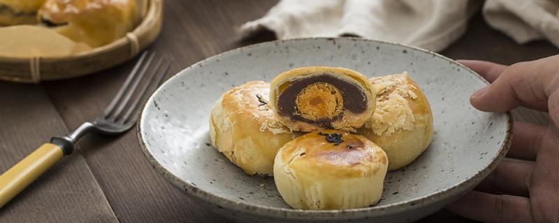 手工蛋黄酥保质期多久（手工蛋黄酥保质期多久）