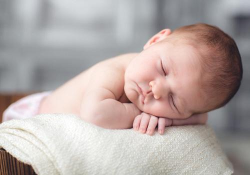 小孩什么时候睡觉最好（小孩什么时候睡觉最好最安稳）