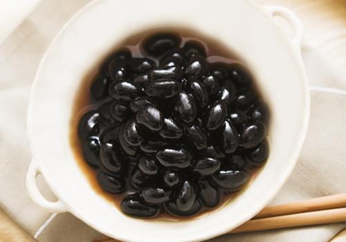 黑豆泡醋能放多久(黑豆泡陈醋能放多久)