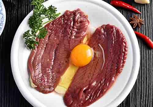 猪心适合什么人吃（猪心适合什么人吃最好）