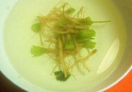 香菜根煮水