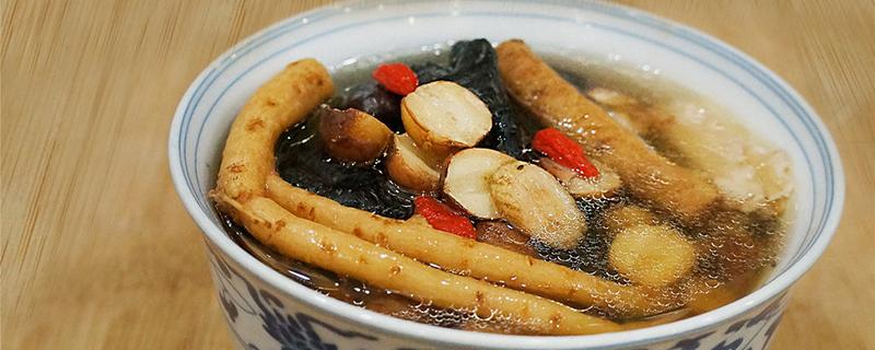 当归党参乌鸡汤的功效与作用 乌鸡炖党参当归的功效