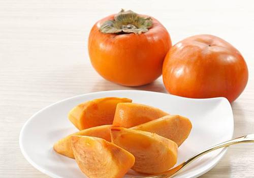 孕妇血糖高可以吃柿子吗 孕妇血糖高可以吃柿子吗?孕晚期