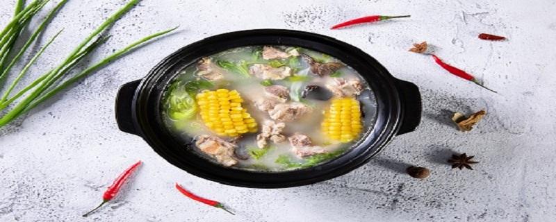 玉米排骨汤的功效与作用 萝卜玉米排骨汤的功效与作用
