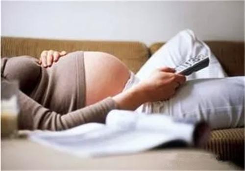 孕妇夏天怎么消暑（孕妇夏天消暑如何饮食?）