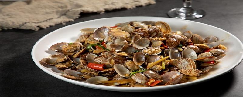 花甲如何清洗快速吐沙（花甲怎么清洗才能把沙吐出来）