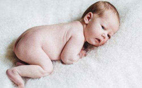 宝宝便秘怎么办(宝宝便秘怎么办吃什么)