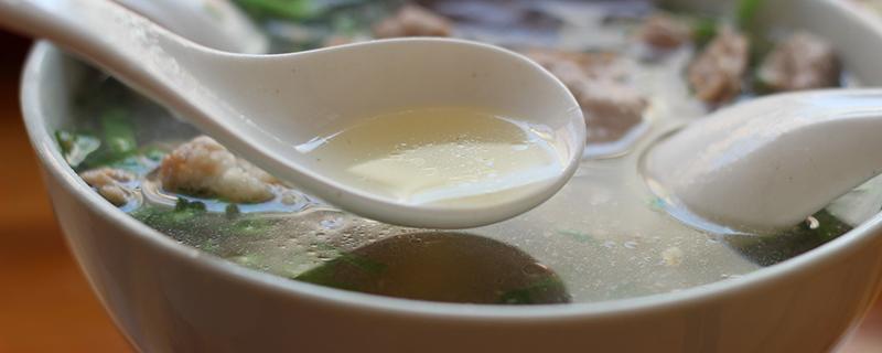 牛尾汤有什么功效 牛尾汤营养价值及功效与作用