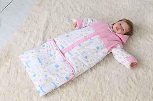 宝宝睡袋怎么选（婴儿选什么样的睡袋）