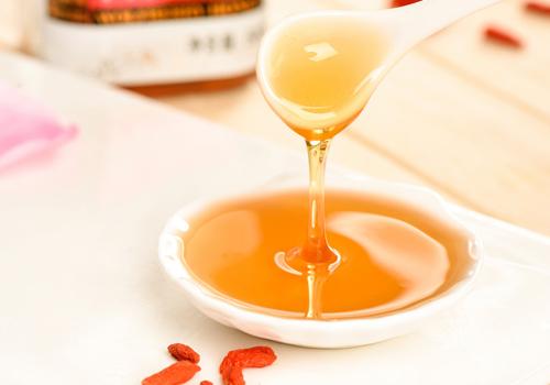 十个月的宝宝可以吃蜂蜜吗 蜂蜜宝宝怎么吃最好